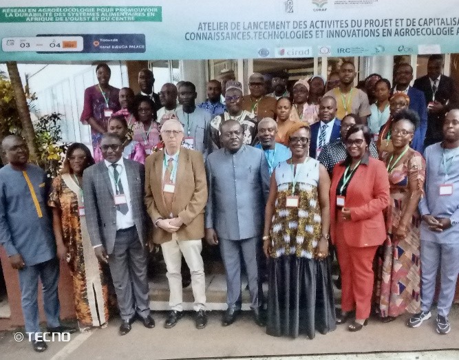 Lire la suite à propos de l’article Réseau en Agroécologie pour promouvoir la DUrabilité des Systèmes alimentaires en Afrique de l’Ouest et du Centre (RADIUS)
