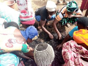 Lire la suite à propos de l’article Formation à la fabrication et à la production des engrais organiques : biochar